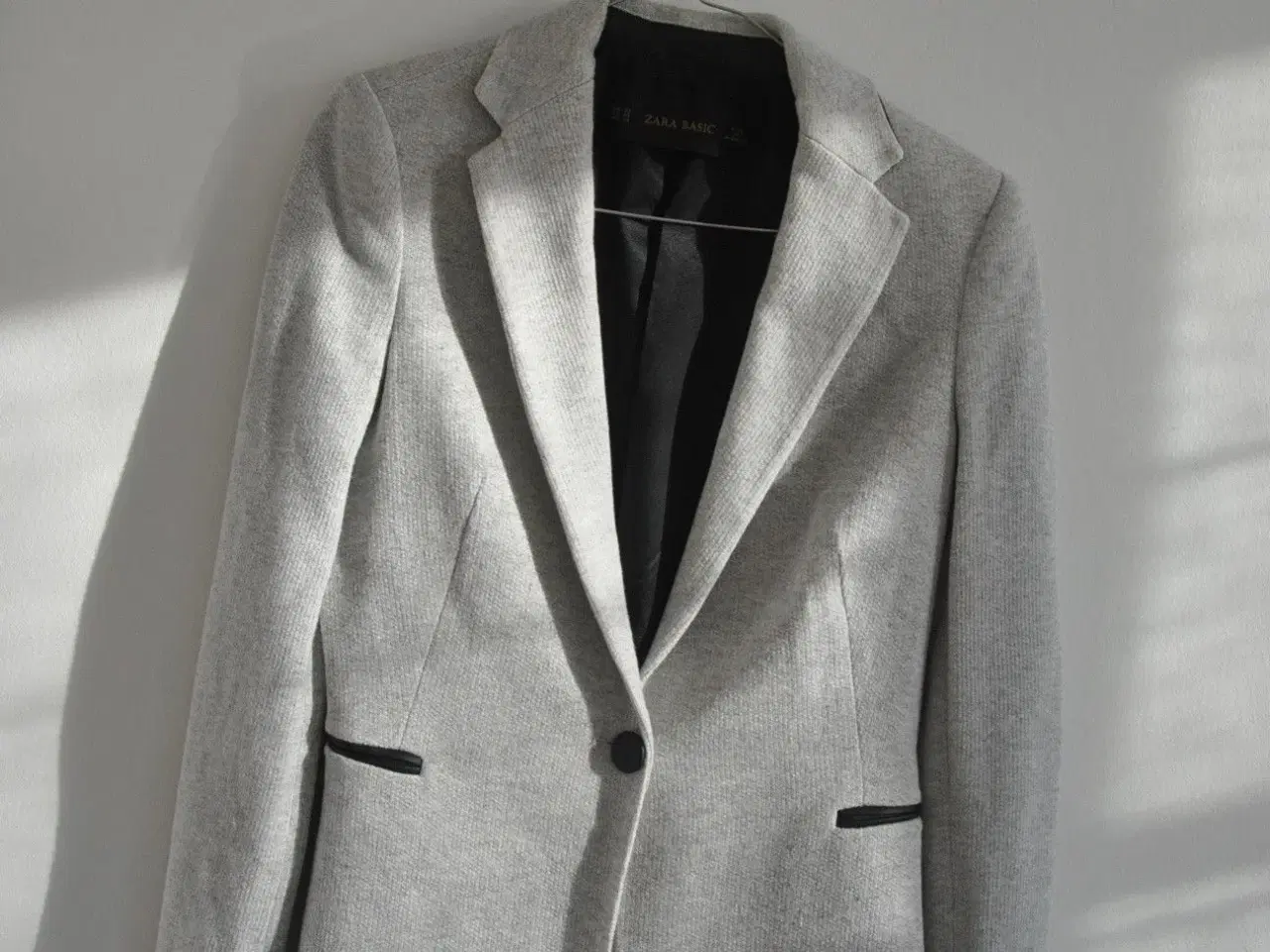Billede 1 - Zara Basic jakke