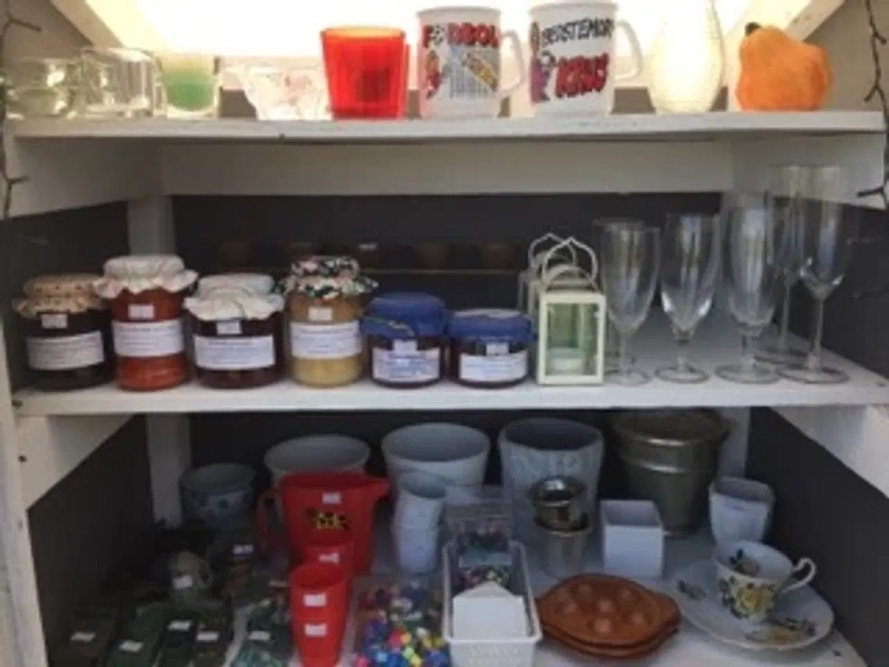 Billede 1 - Vejbod med høflig selvbetjening