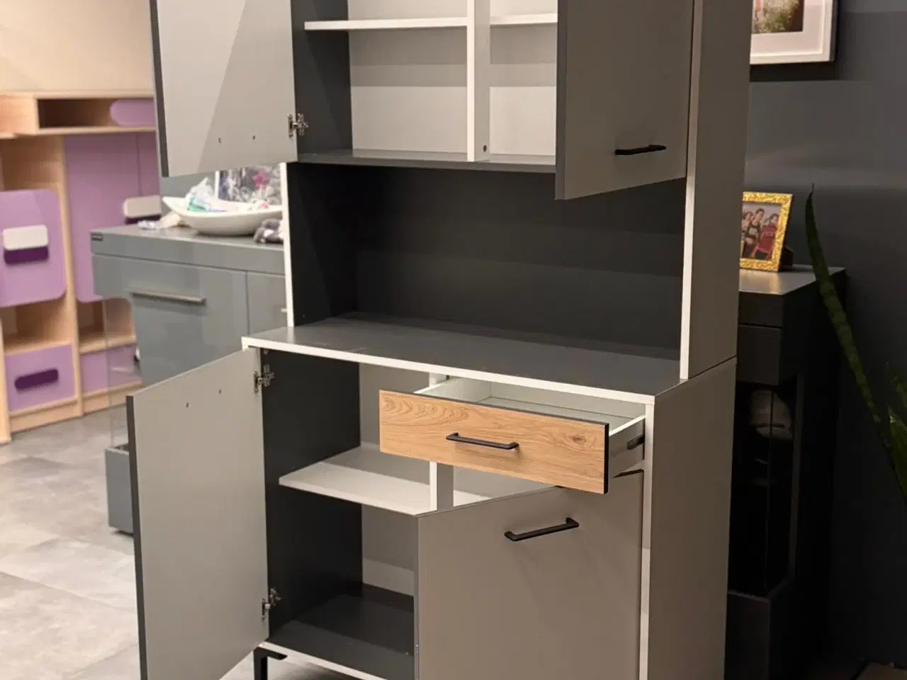 Billede 3 - Nyt køkkenskab / opbevaringsskab