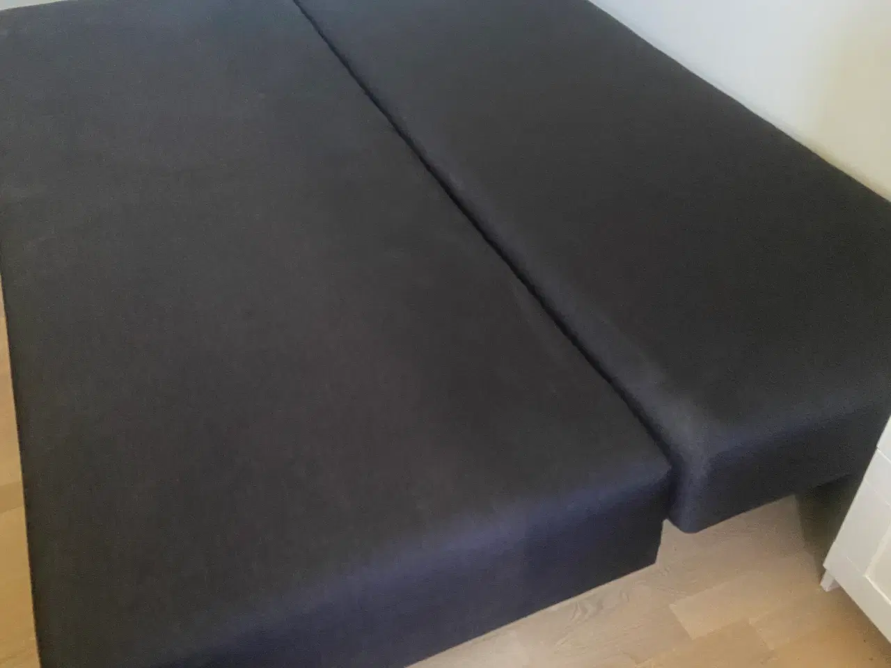 Billede 2 - Flot Sovesofa med opbevaring sælges