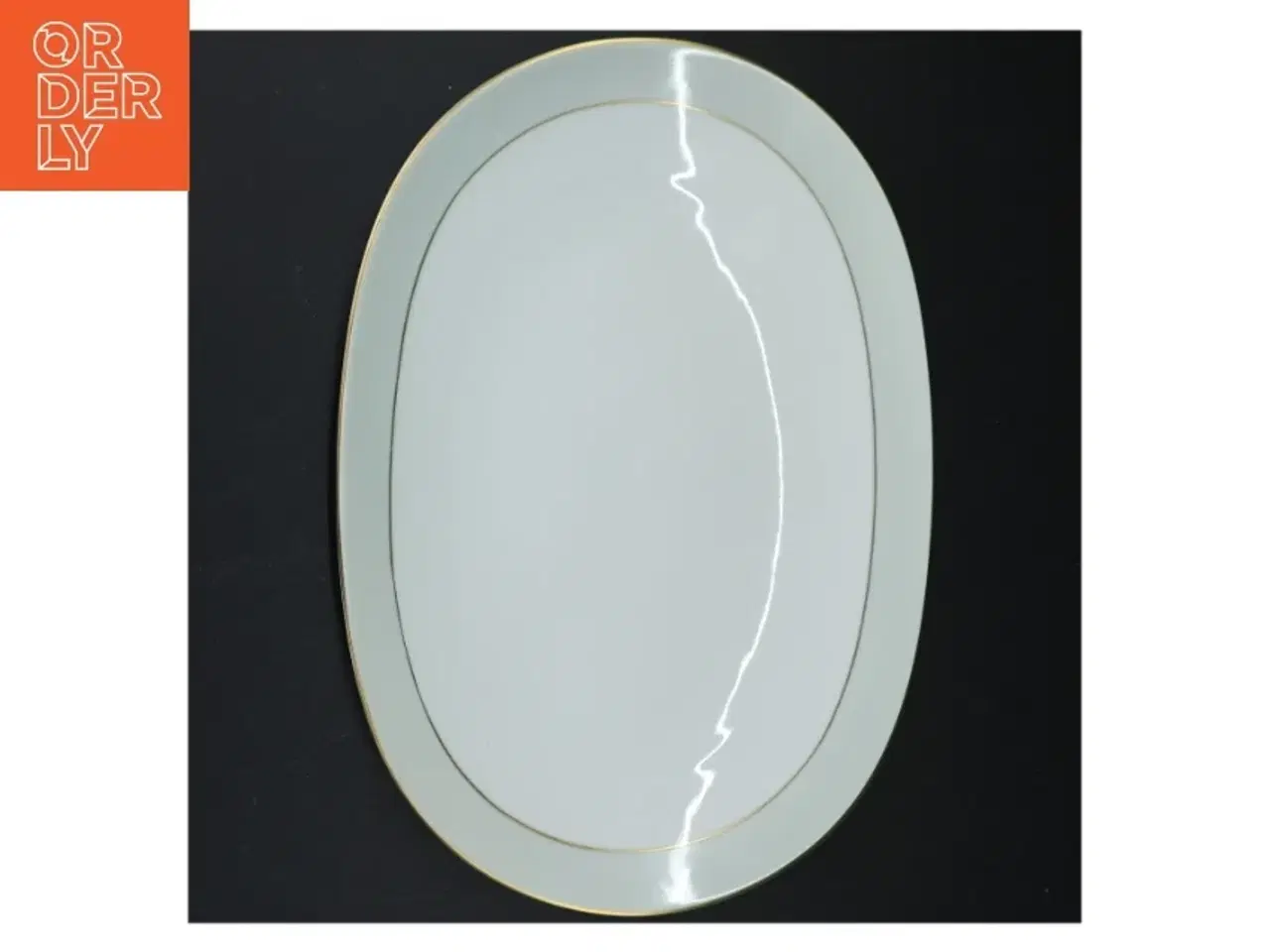 Billede 4 - Ovalt porcelænsfad med guldkant (str. 33 x 23 cm)