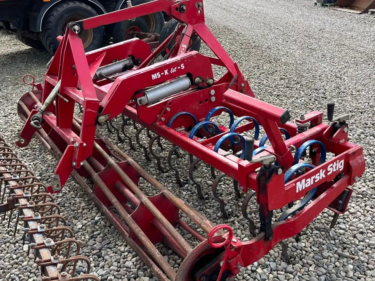 Billede 6 - Marsk Stig MS-K let-s med tromle 3m bred, med overløft lift på. Den er som ny og kun meget lidt brugt.