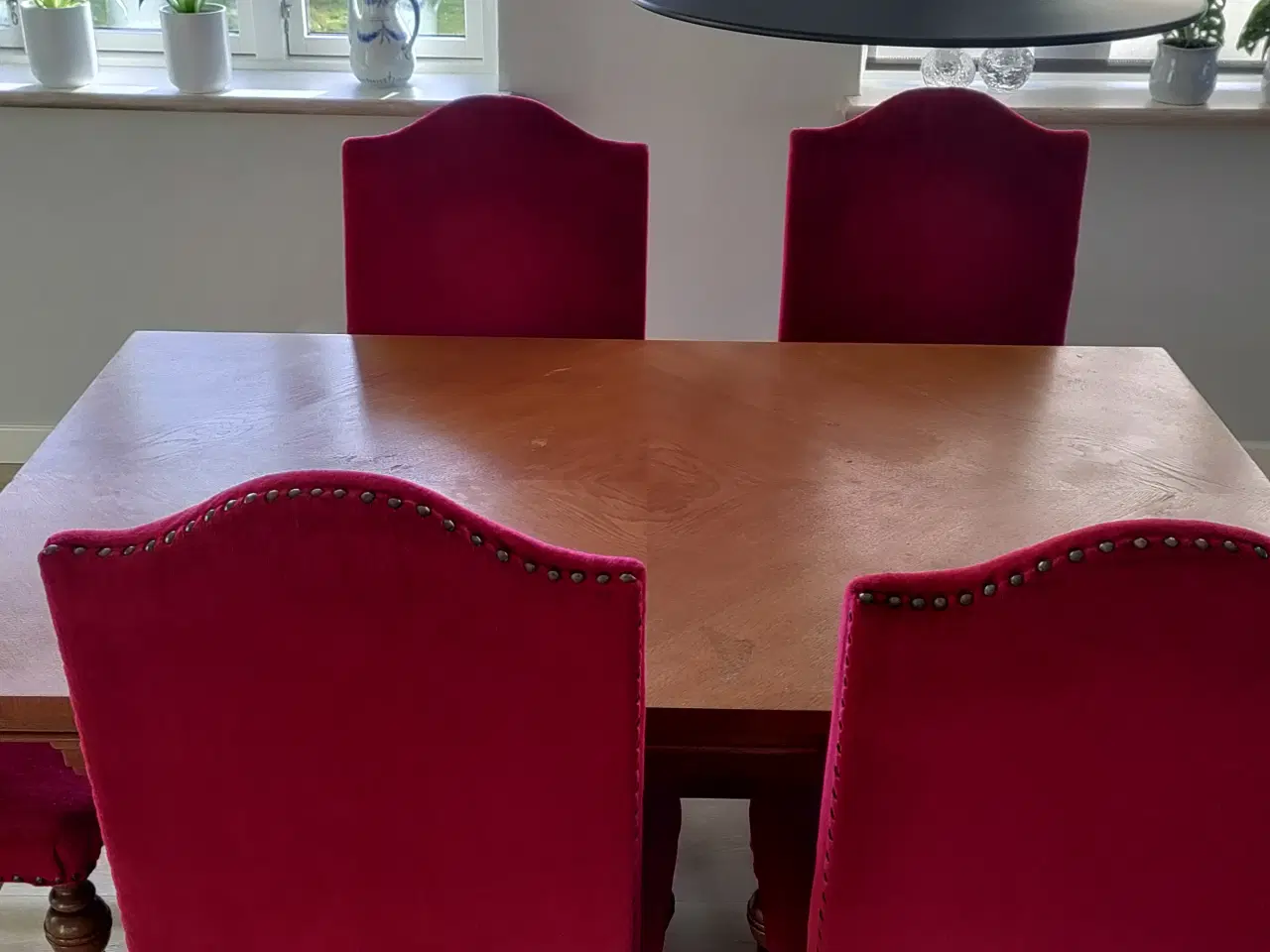 Billede 3 - Spisebord med 8 stole