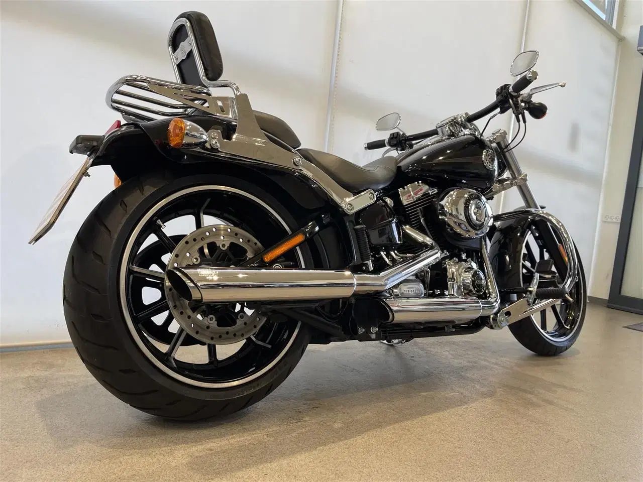 Billede 2 - Harley Davidson FXSB Softail Breakout 103"