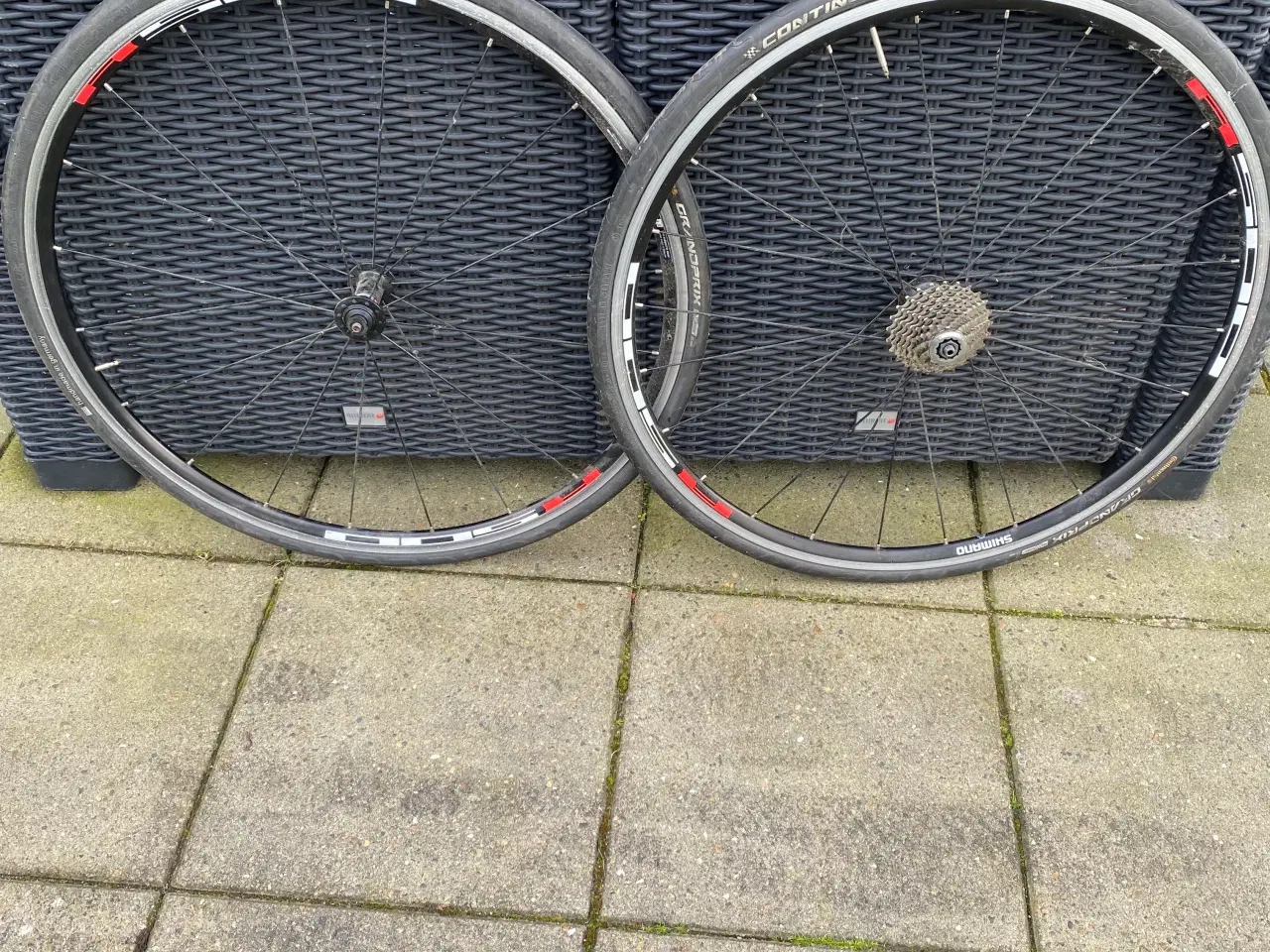 Billede 4 - 28” med 700 x 23 conti dæk