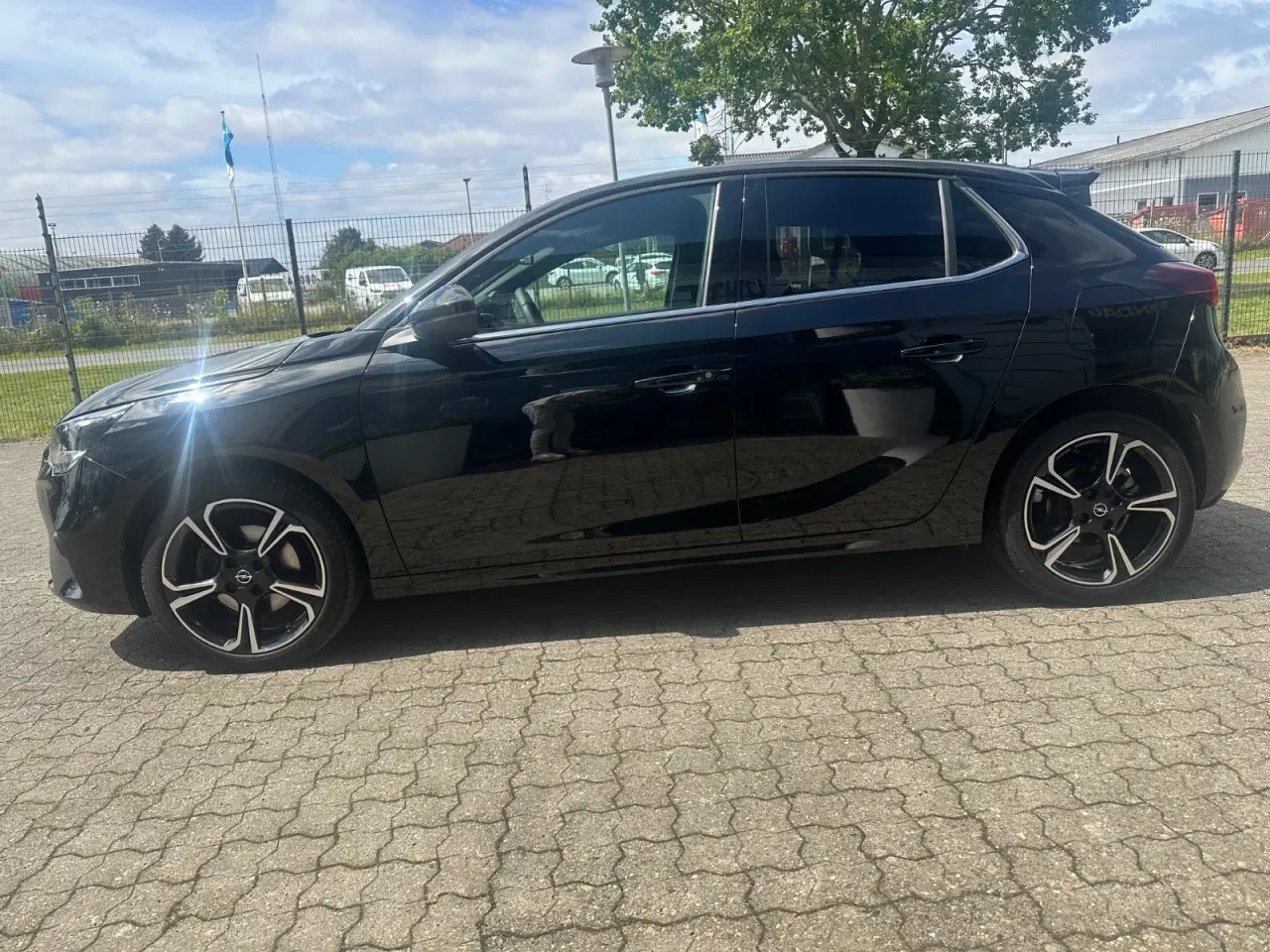 Billede 5 - Opel Corsa 1,2 T 100 Elegance Sky aut.