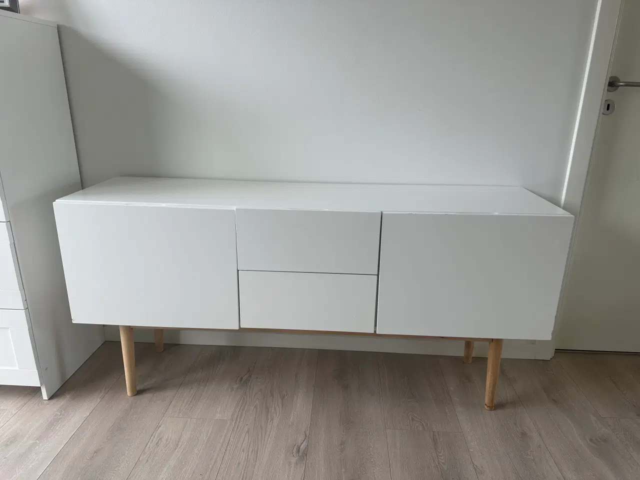 Billede 3 - ILVA skænk – moderne design, 150 cm
