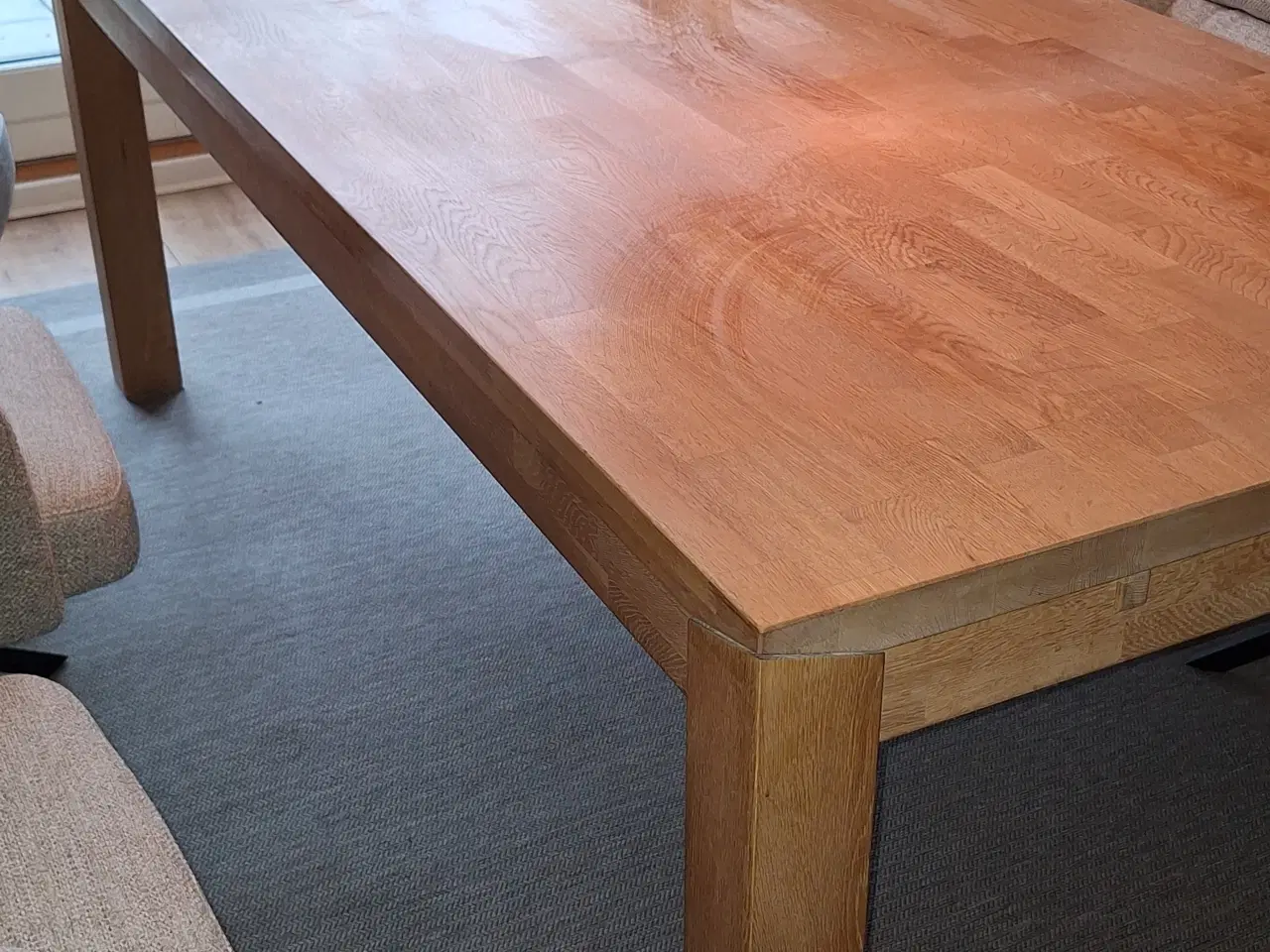 Billede 4 - Spisebord og skænk