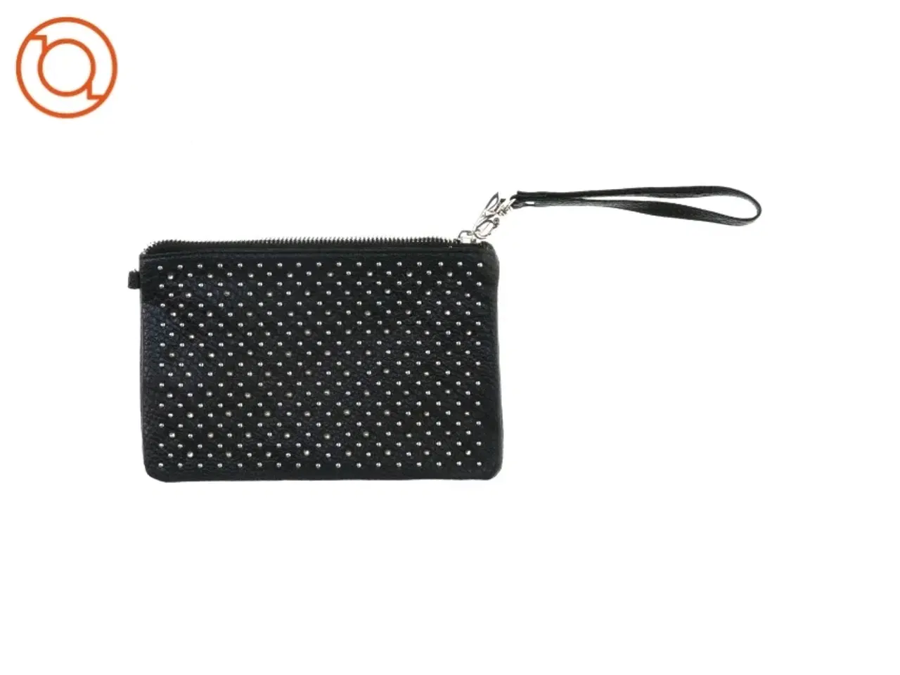 Billede 1 - Sort læderpræget taske clutch Pung med nitter (str. 20 x 12)