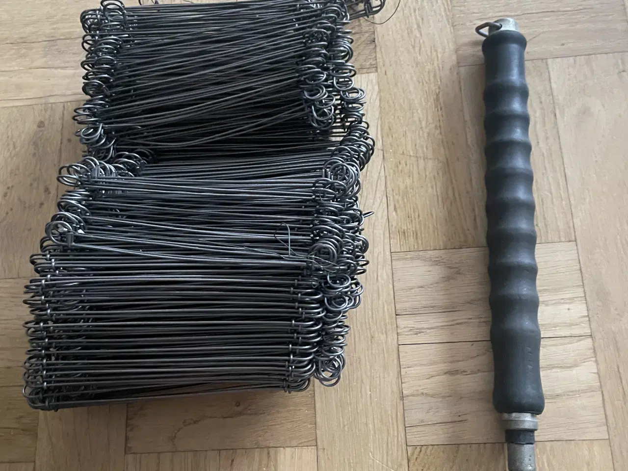 Billede 1 - Bindetrådsværktøj og bindetråd