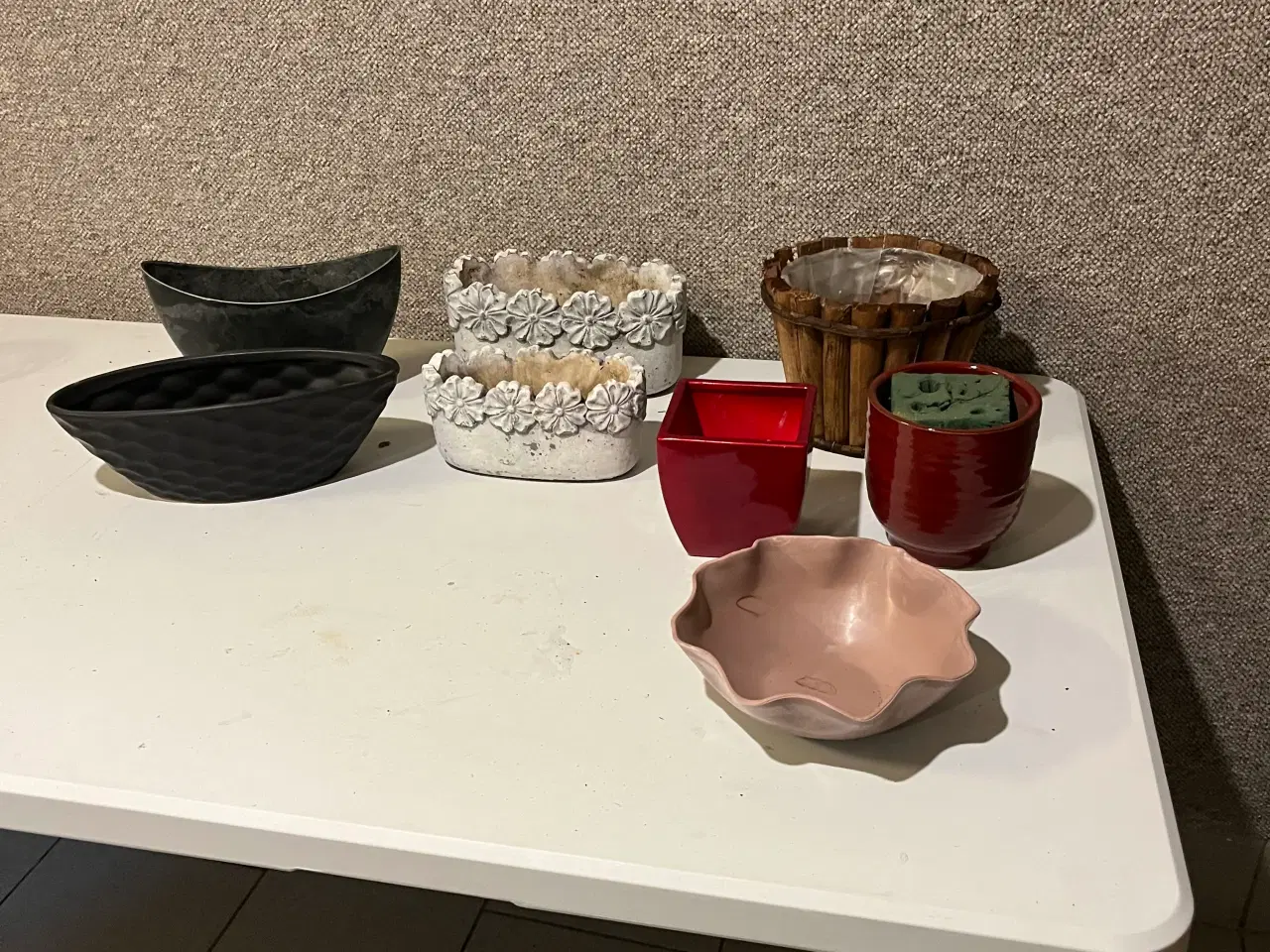 Billede 1 - Mange ting til og plante i