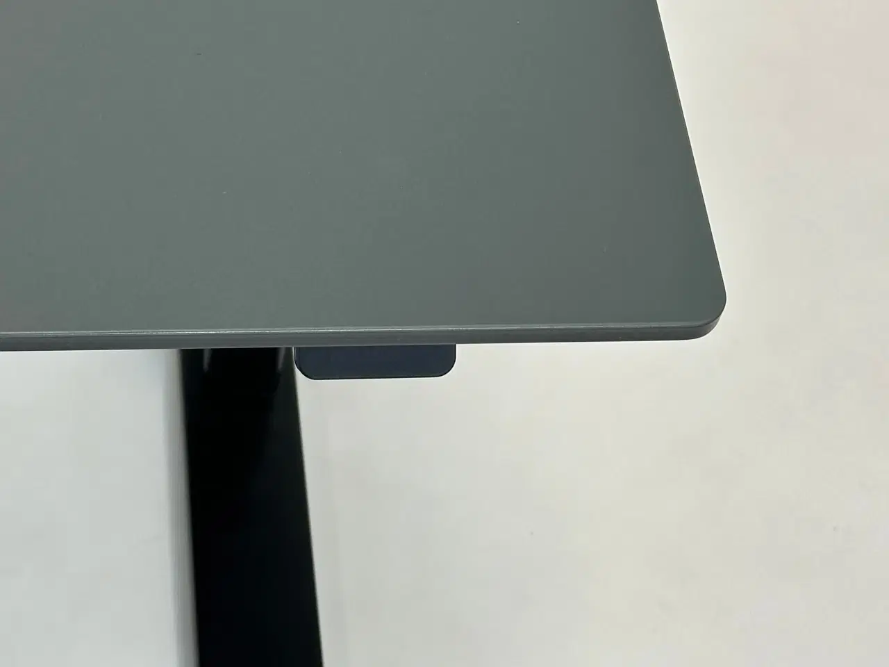 Billede 3 - Hæve-/sænkebord 180x80 - Linak