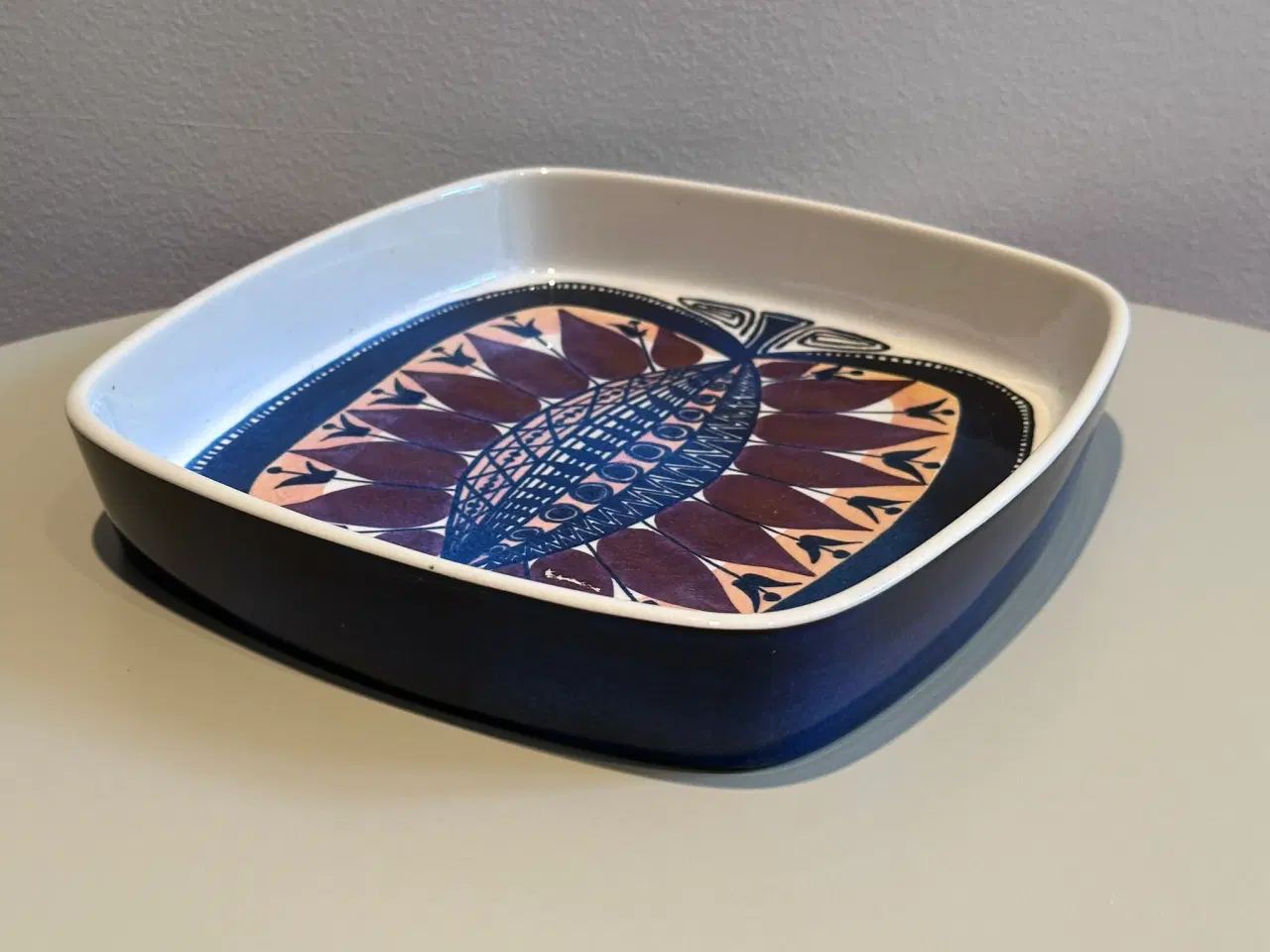 Billede 3 - Royal Copenhagen fajance fad nr. 168/2884