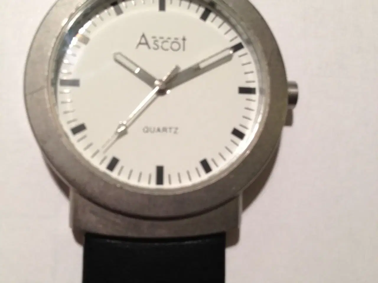 Billede 2 - Fin ur fra Ascot. Dia: 34 Tyk: 8mm