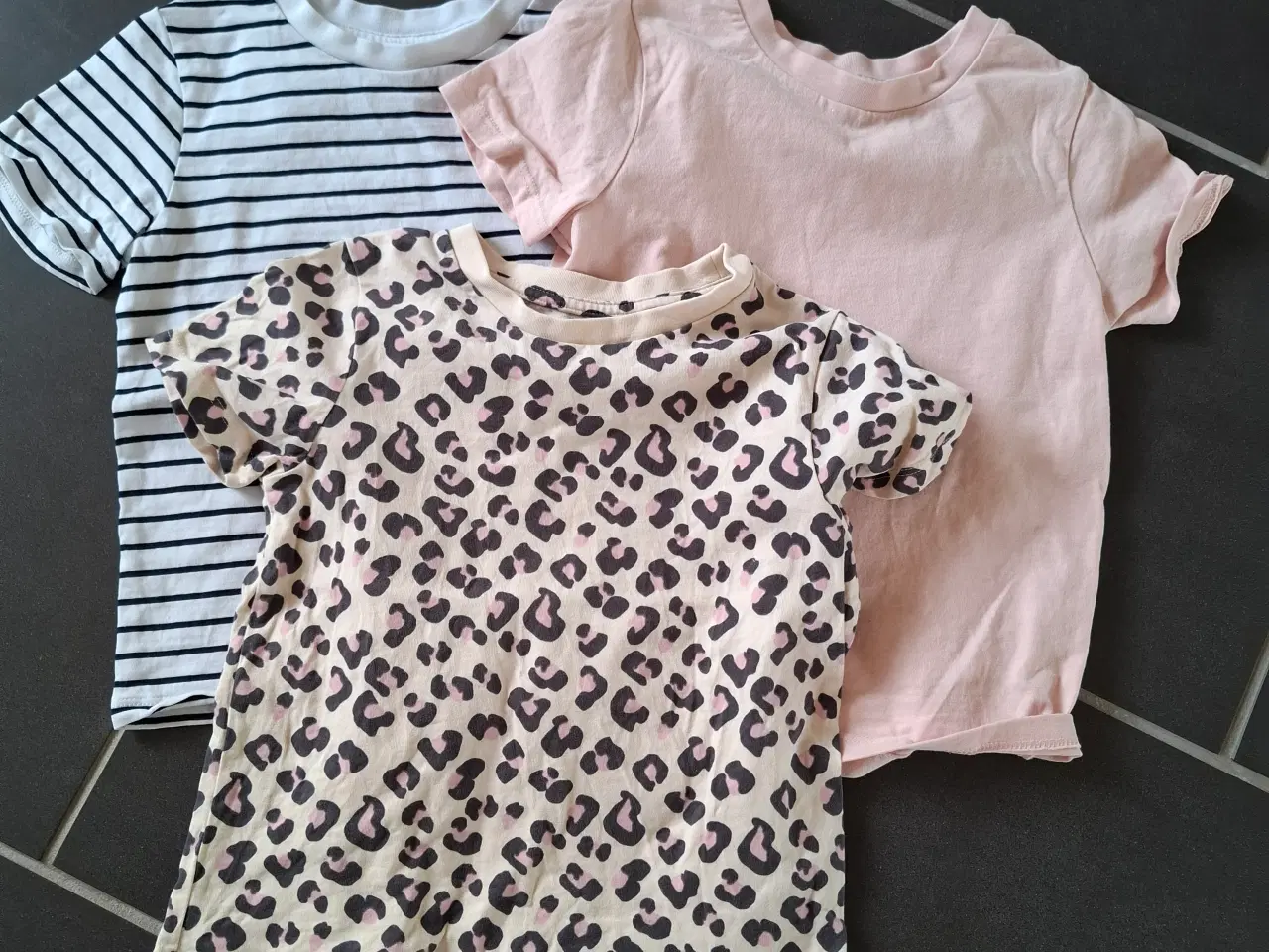 Billede 1 - 3stk t-shirt Next 25kr stk 