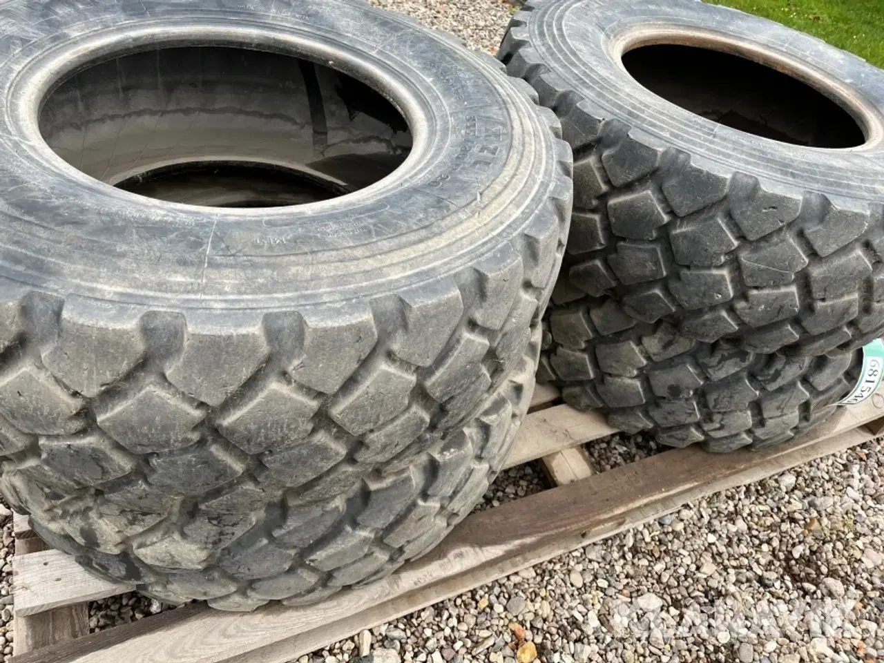 Billede 8 - Dæk 335/80 R 20 MICHELIN