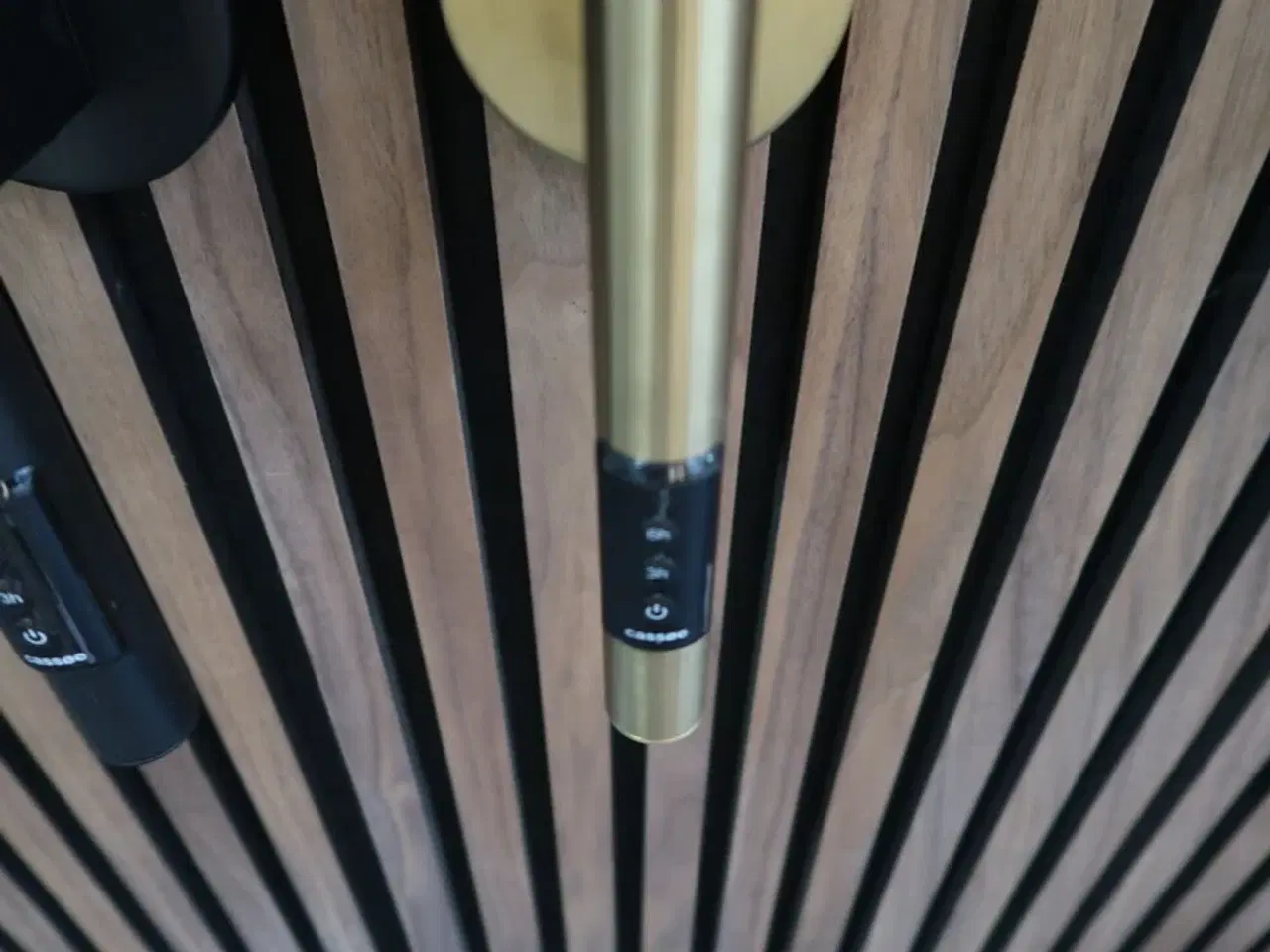 Billede 2 - Håndklædetørrer CASSØE Rimini blank messing