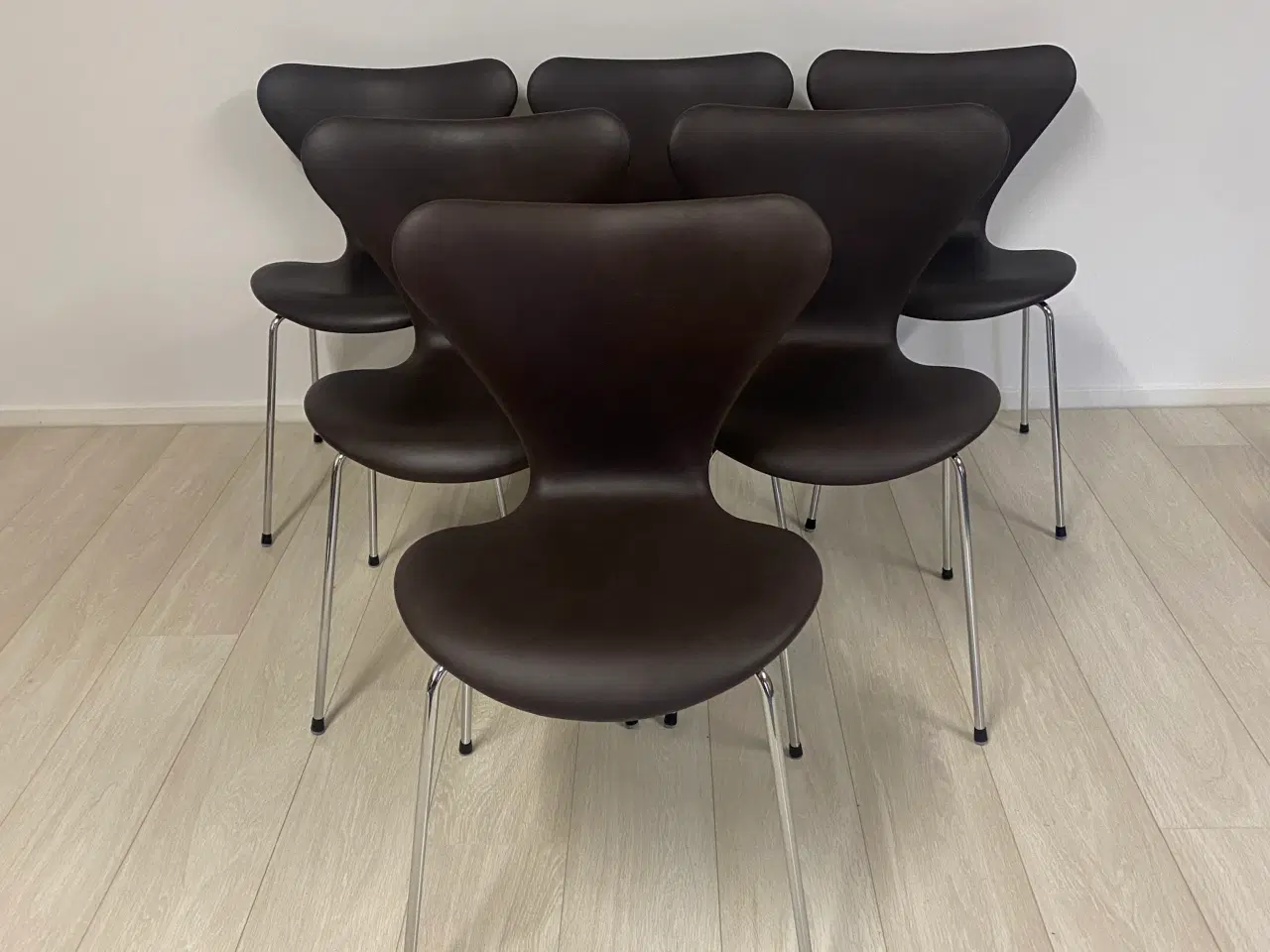 Billede 8 - Syverstole Nypolstrede lækker læder, Arne Jacobsen