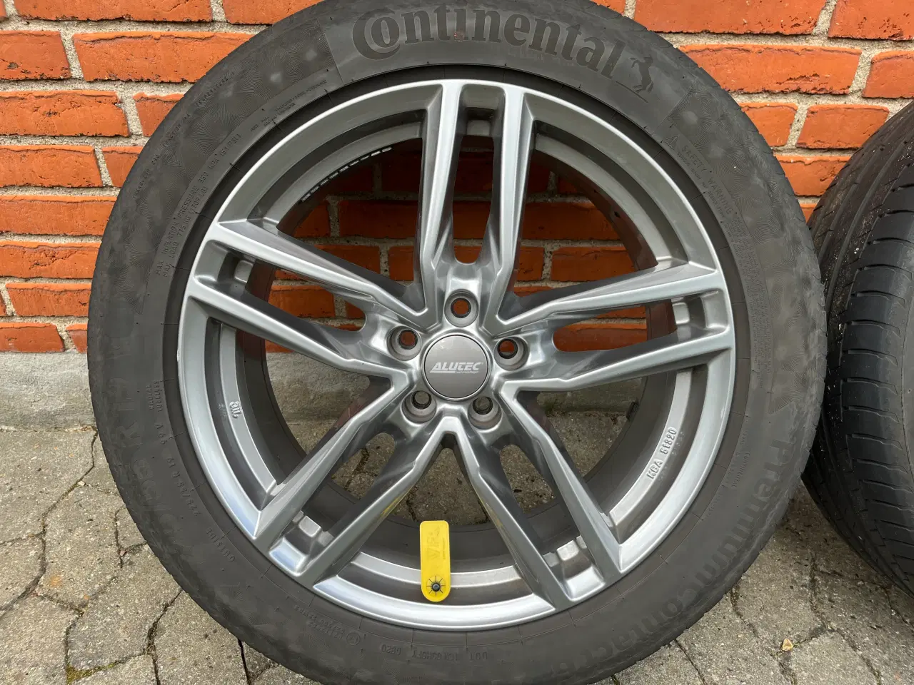 Billede 5 - 19” alufælge med sommerdæk. Krydsmål 5 x 108