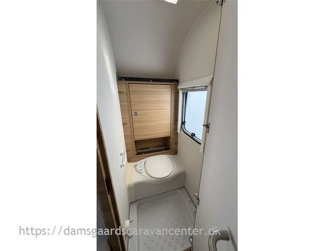 Billede 17 - 2019 - Dethleffs Camper 560 FMK   Dobbeltseng-Køjer-Gulvtemp.-Mover-Telt