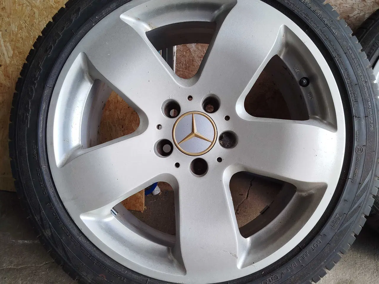 Billede 2 - Mercedes 17" Alufælge 