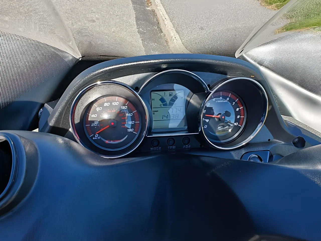 Billede 2 - Kymco Downtown 300