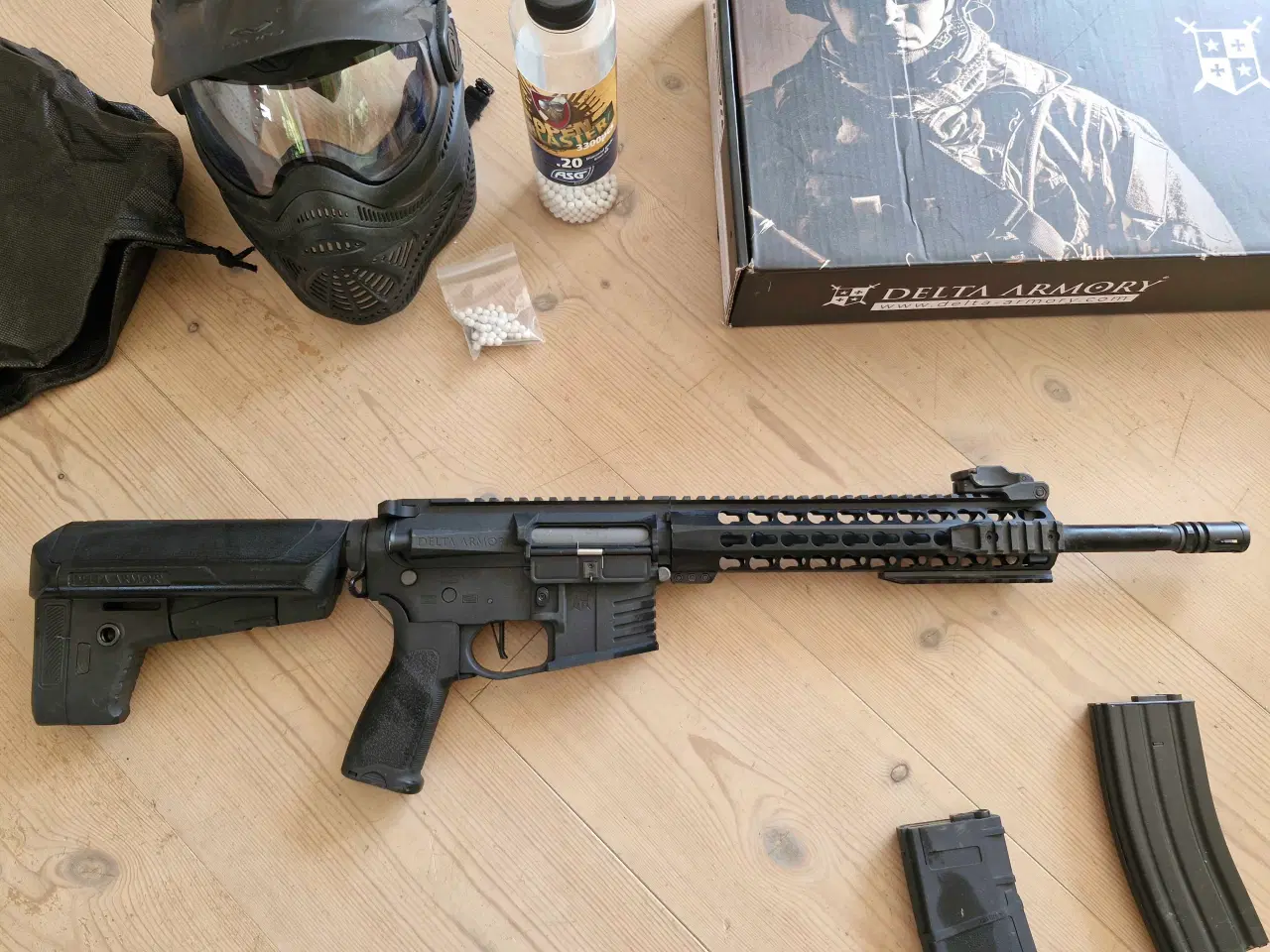Billede 3 - Softgun Airsoft på el AR 15 Keymod Charlie 10"