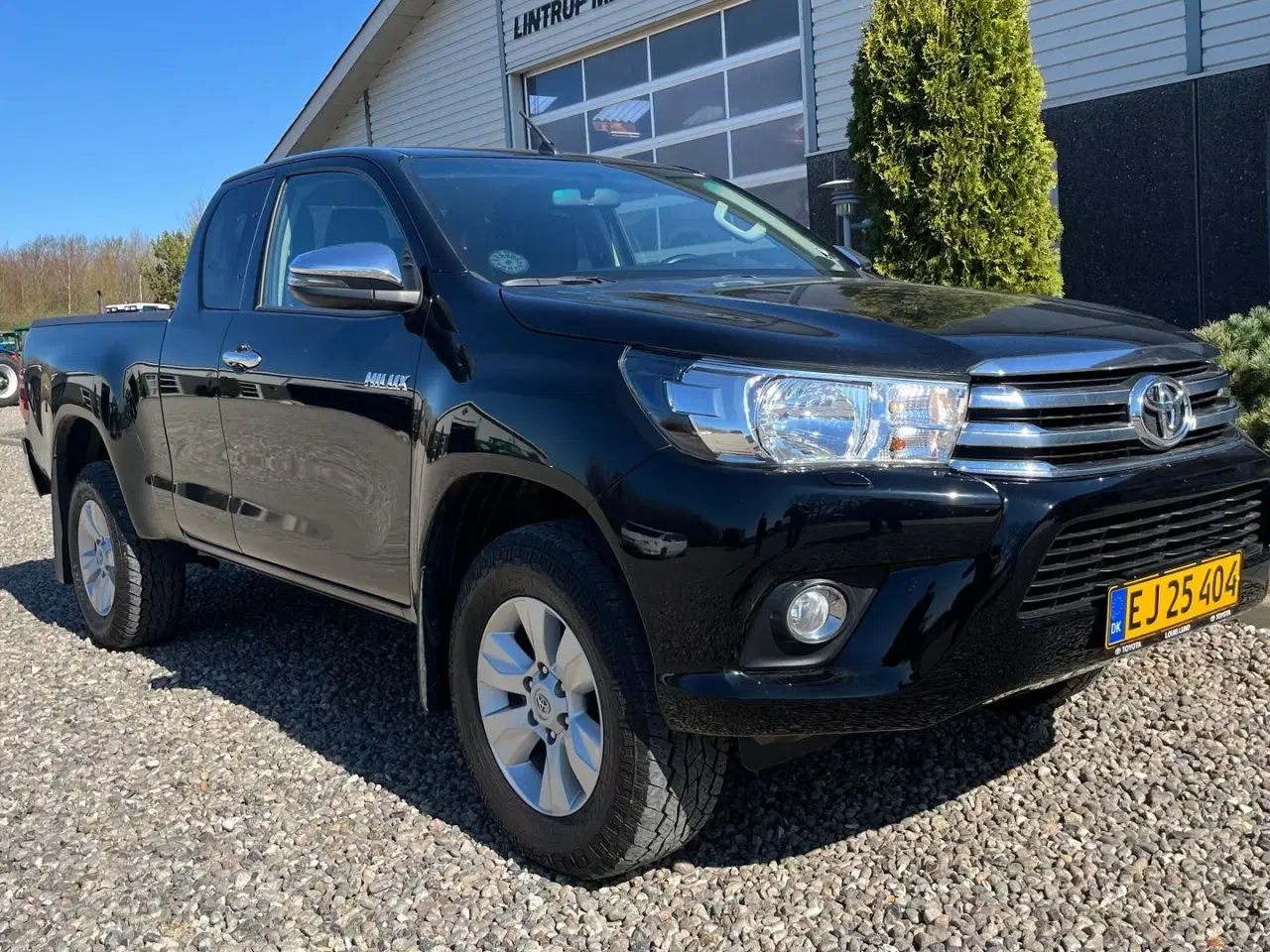 Billede 13 - Toyota Hilux 4WD Pick-up med træk til 3200 kg. Meget velholdt