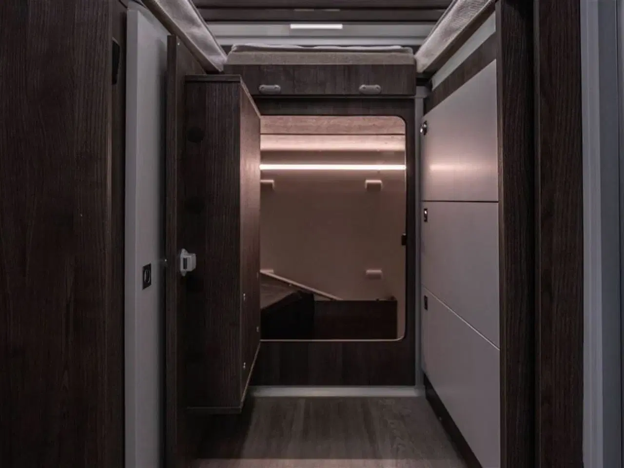 Billede 20 - 2026 - Benimar Tessoro 468