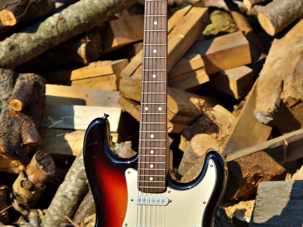 Billede 1 - Stratocaster guitar fra Chateau fabrikken