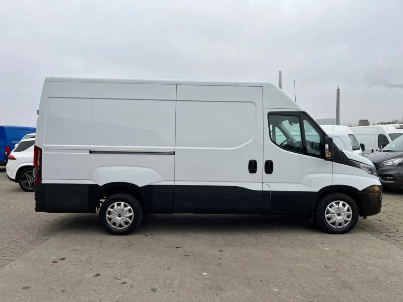 Billede 8 - Iveco Daily 2,3 35S16 7,3m³ Van AG8