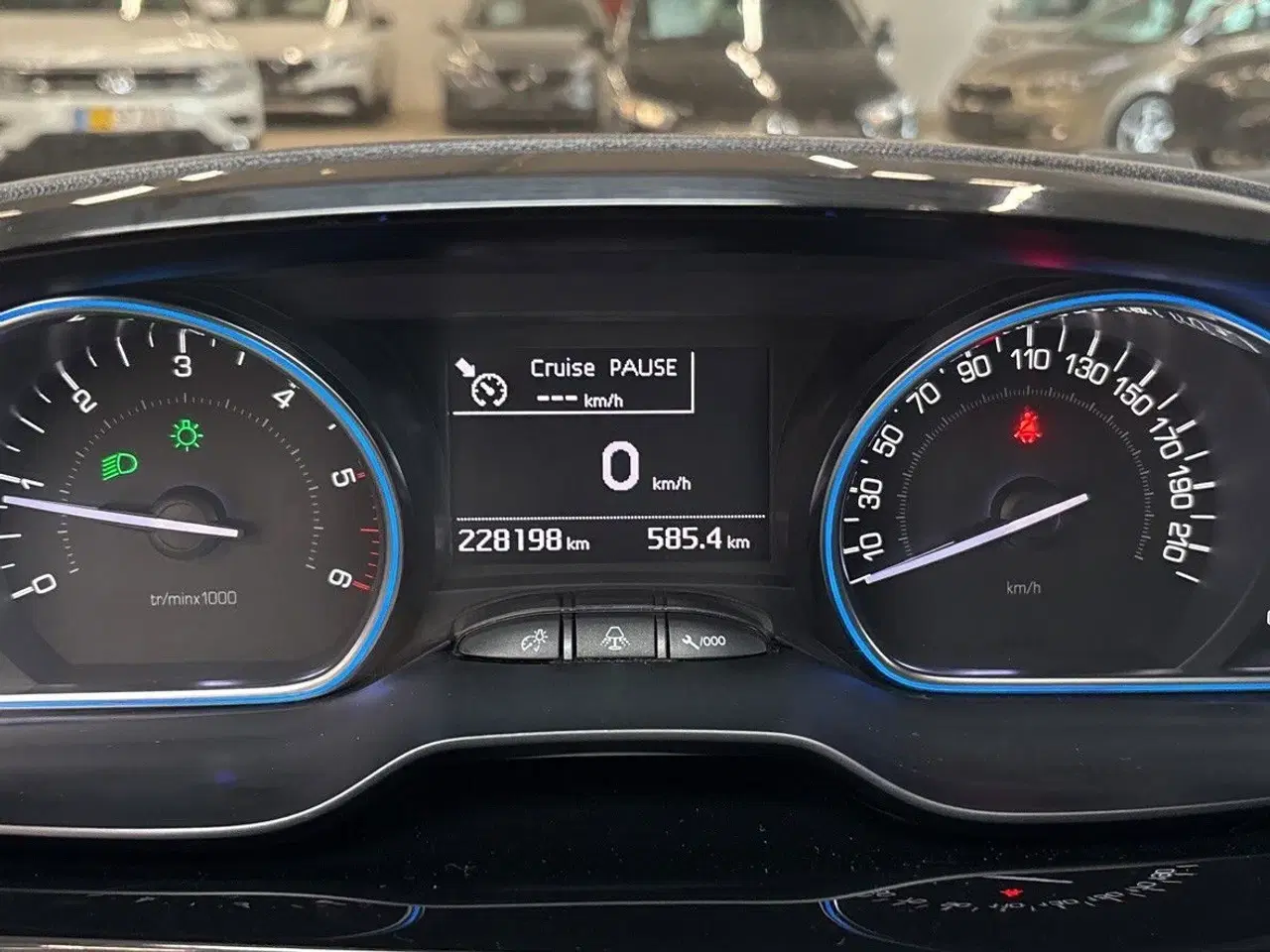 Billede 7 - Peugeot 2008 1,6 BlueHDi Desire Sky 100HK