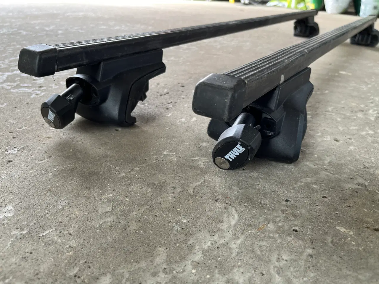 Billede 4 - 4 x Thule cykelholdet Freeride + tagbøjle