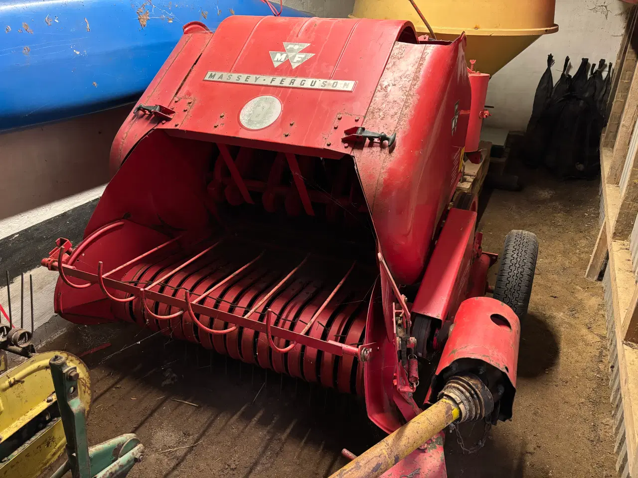 Billede 1 - MF Letballepresser