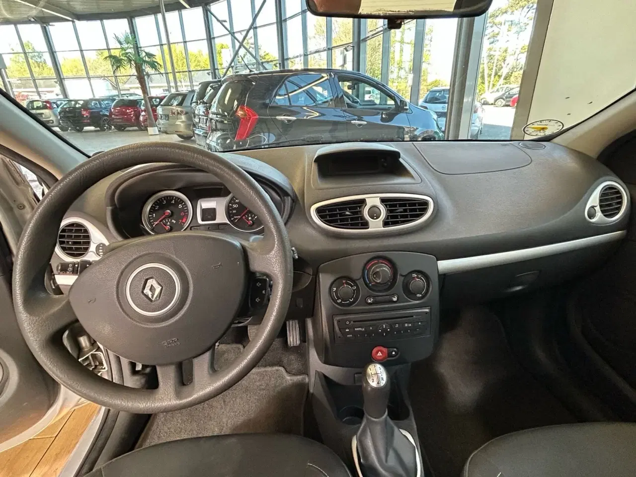 Billede 10 - Renault Clio 1,2 16V Pack 75HK 5d