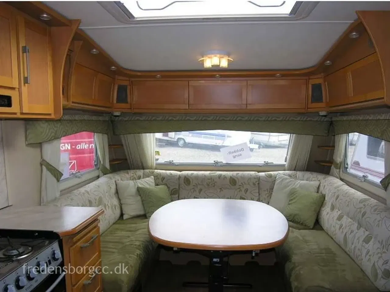 Billede 3 - 2007 - Kabe Royal 590 XL KS   MEGET UDSTYR BLA. KLIMA OG MOVER.