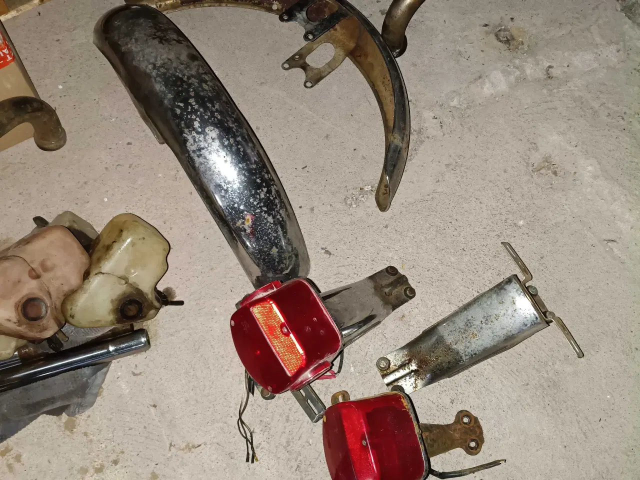 Billede 3 - Diverse reservedele til suzuki gt 380, gt 550, 750