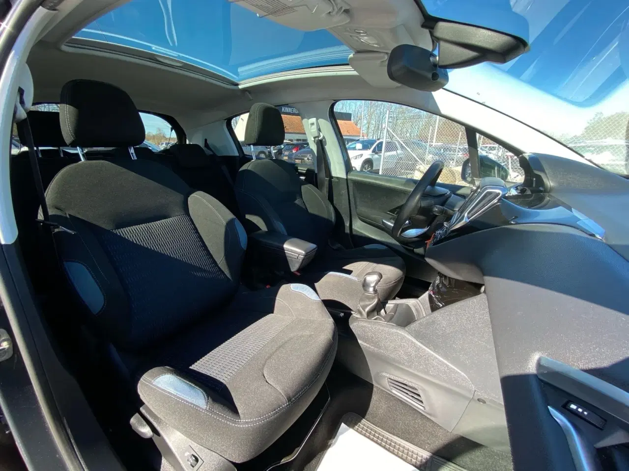 Billede 9 - Peugeot 208 1,2 VTi Active 82HK 5d