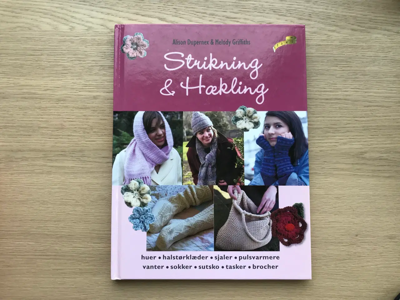 Billede 1 - Strikning & Hækling af Alison Dupernex & Melody Gr