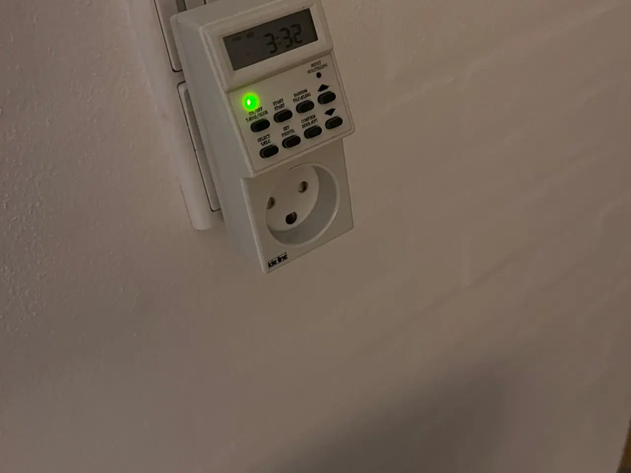 Billede 1 - Tænd / sluk uge ur