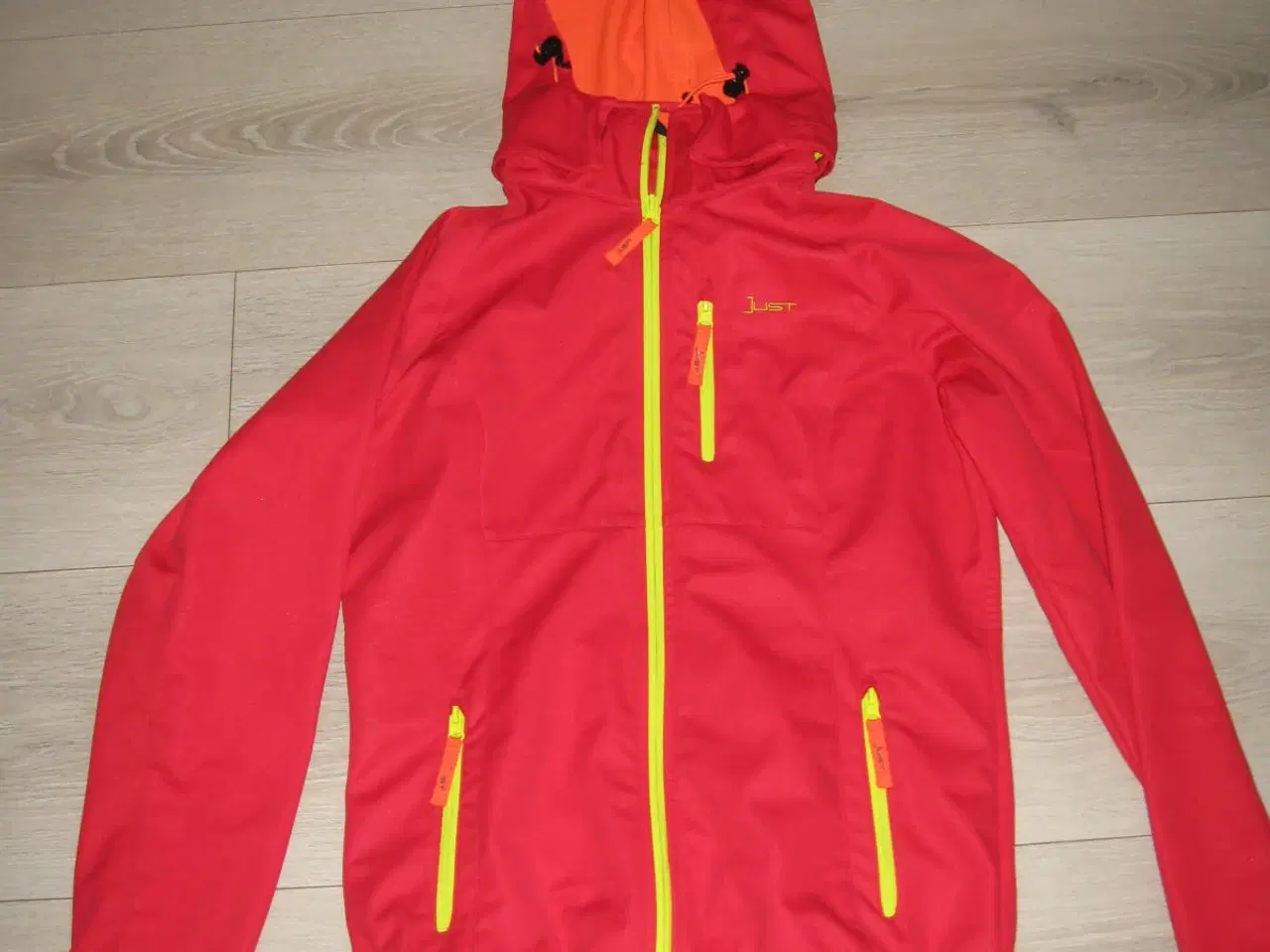 Billede 1 - Just Softshell dame str 40