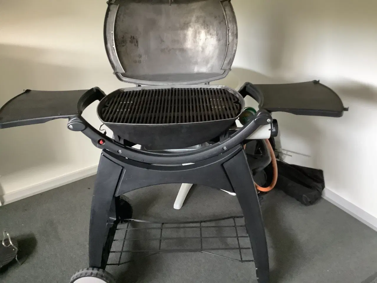 Billede 3 - Weber 2000 gas grill, med meget tilbehør