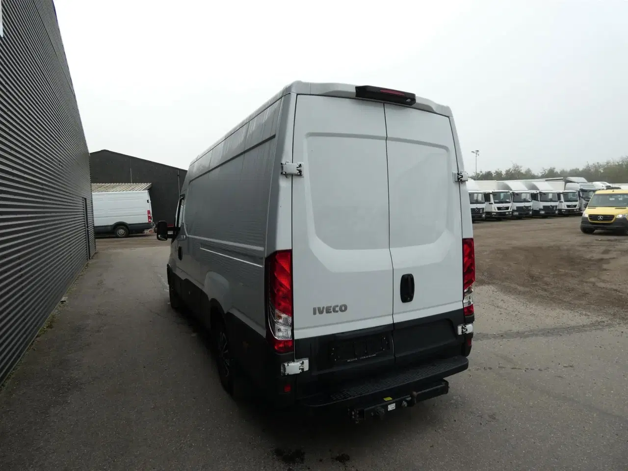 Billede 8 - Iveco Daily 35S16 12m3 2,3 D 156HK Van 8g Aut.