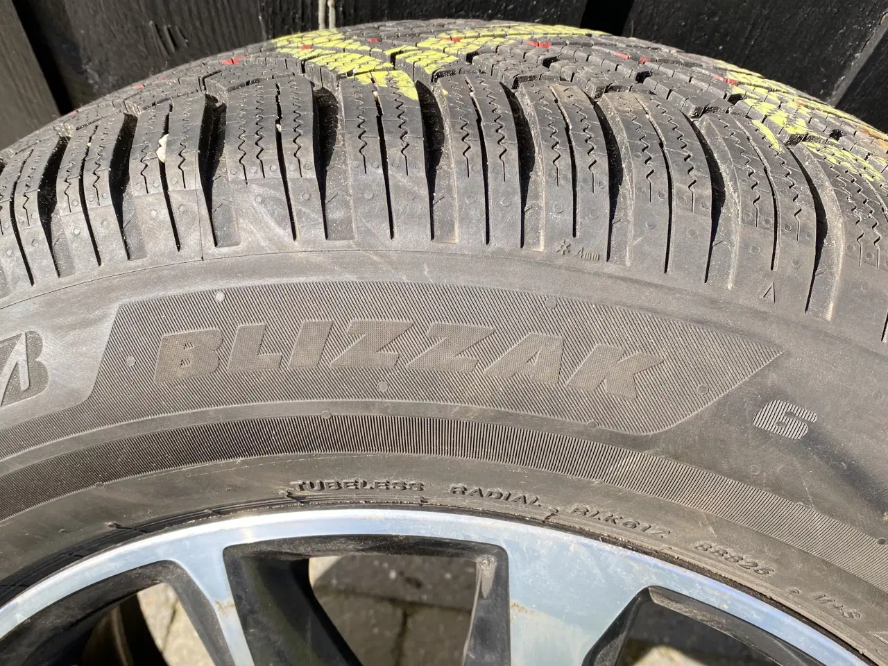 Billede 3 - Komplette vinterhjul på alufælge