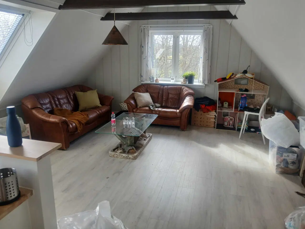 Billede 5 - Sal, behandling, work shop