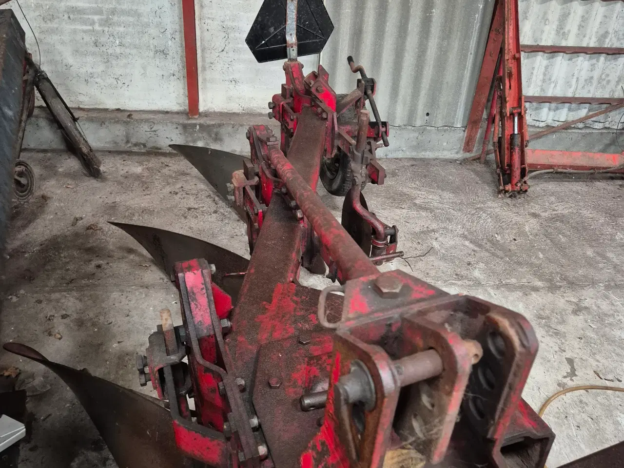 Billede 1 - 3 Furet plov 14 tommer skjold.