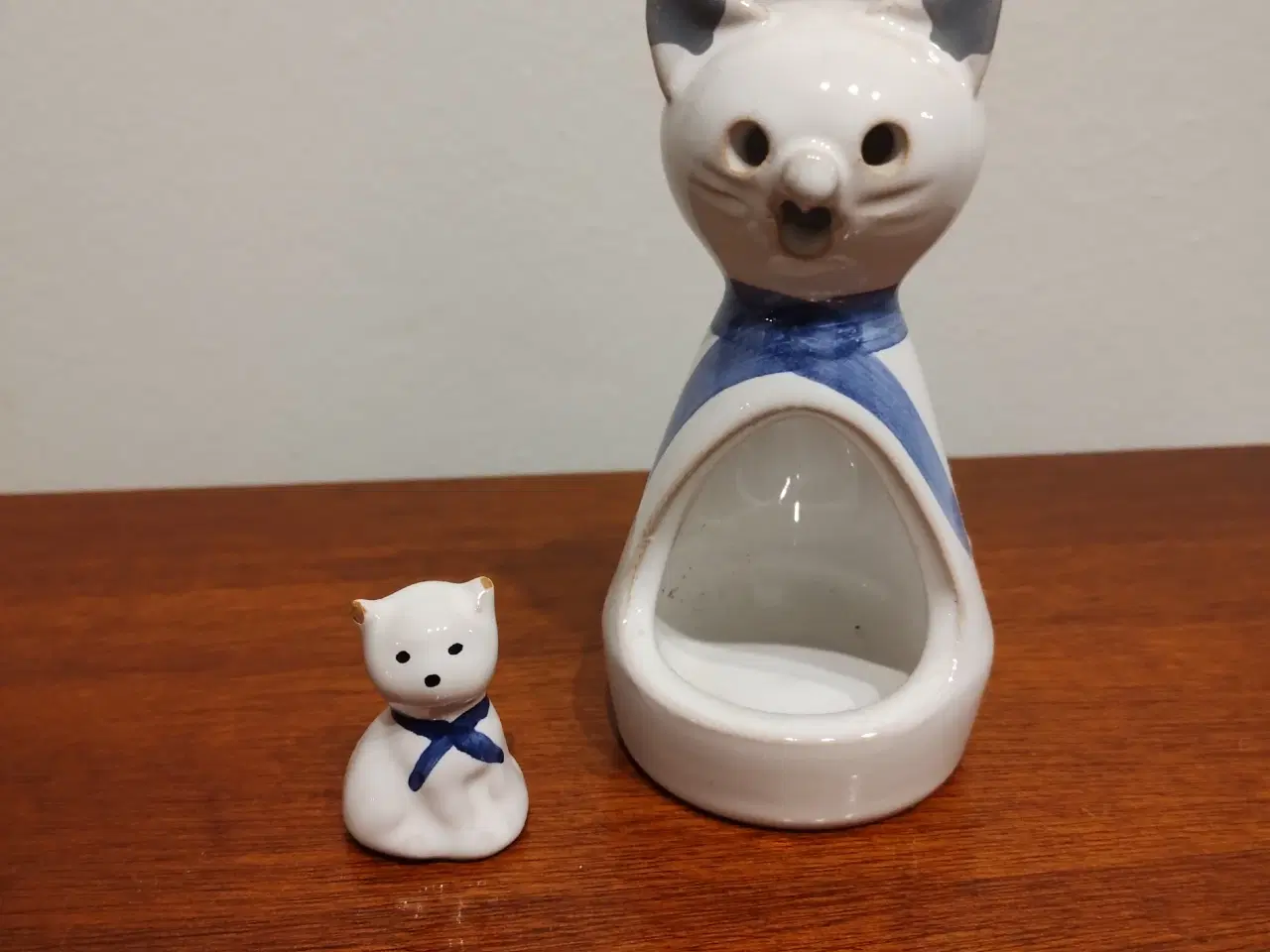 Billede 1 - Astrup keramik kat med killing