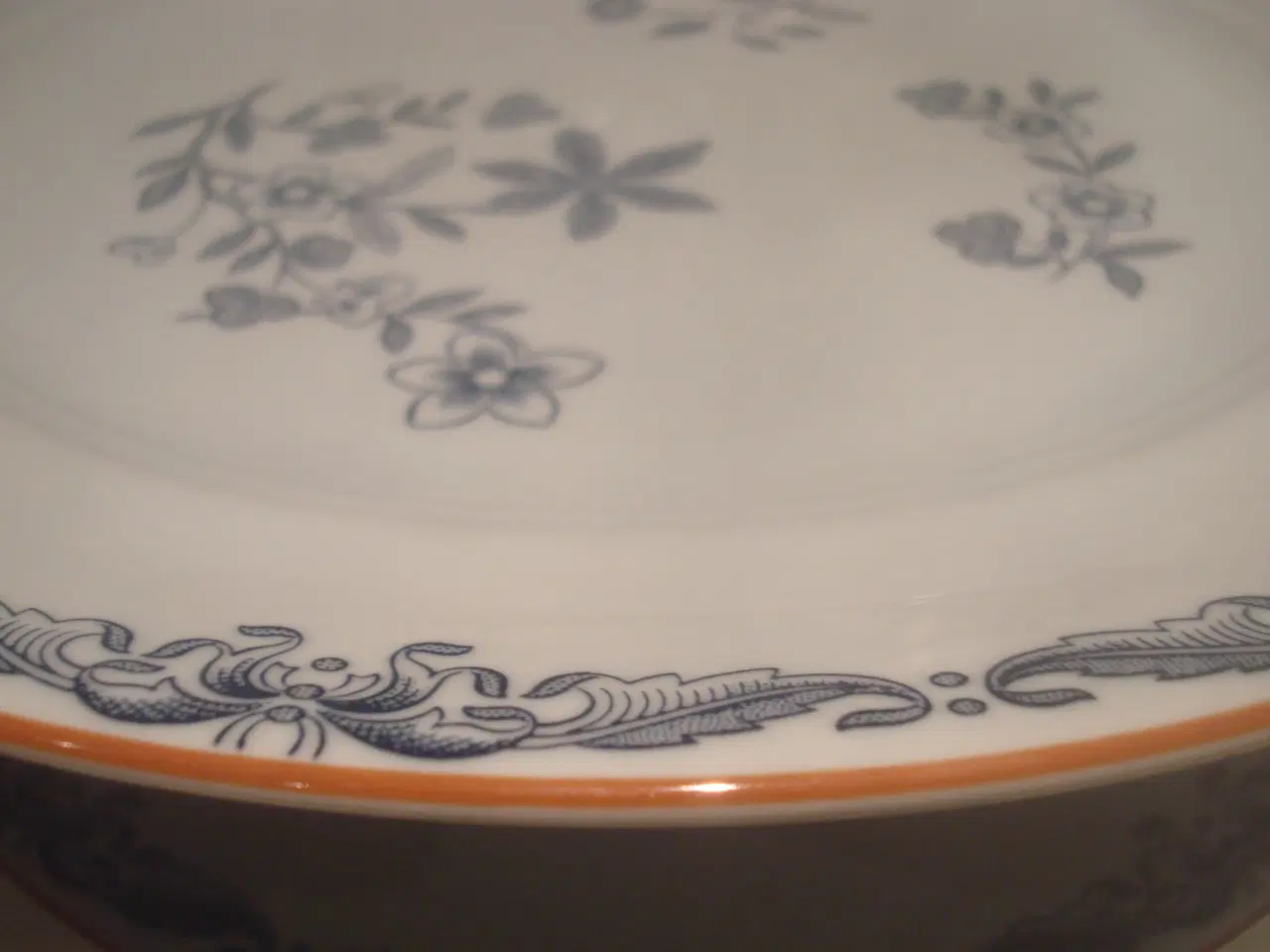 Billede 3 - OSTINDIA, SMUKKE TALLERKENER 4 STR.