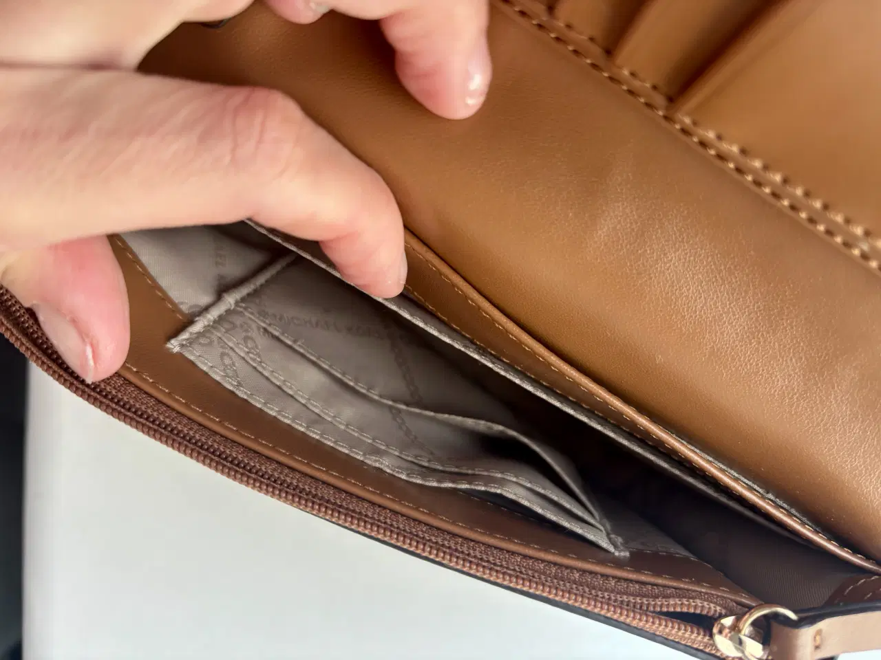 Billede 5 - Michael Kors Jet Set Charm Phone Crossbody