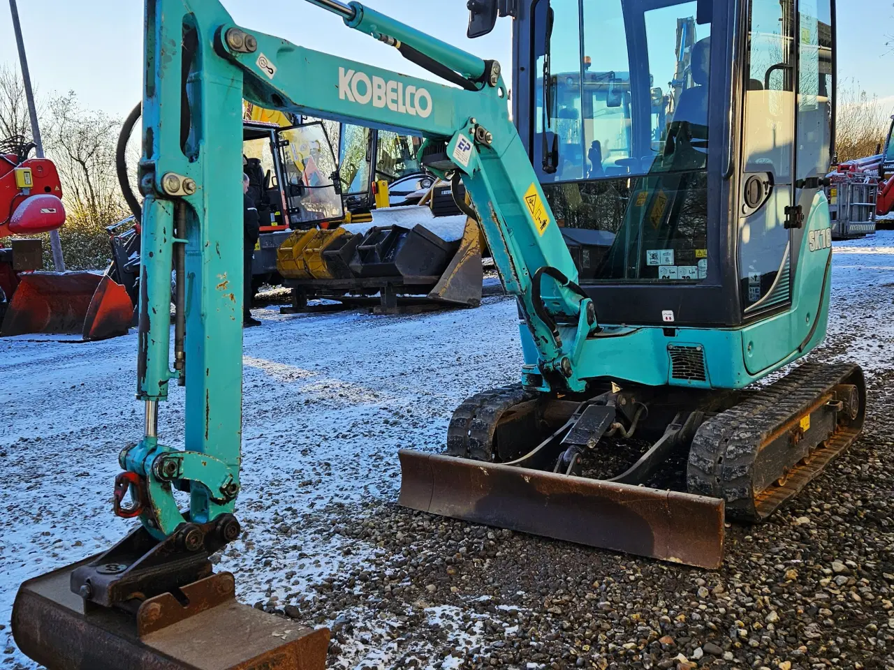 Billede 3 - Kobelco SK18 / årgang 2016 / 2900 timer